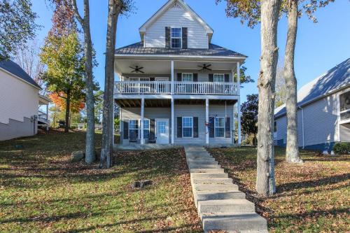 Leesburg Casa | House #04 - Happy Camper-(No Pets) -Private Pier