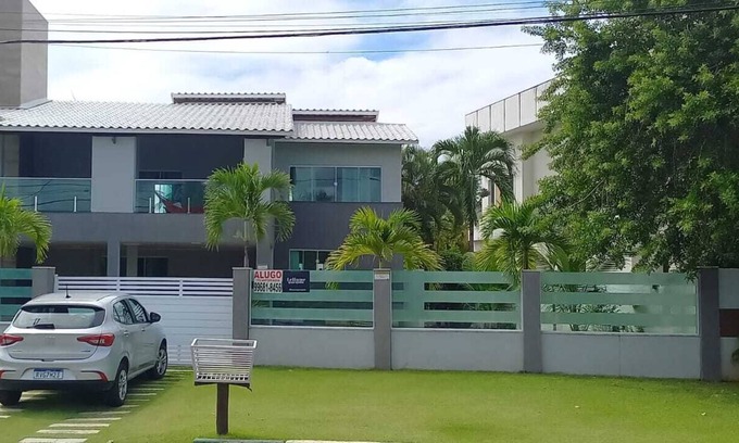 Parafuso Casa | House 150 m from the beach. Listen to the sea from the balcony!