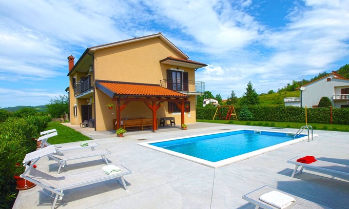 Pazin Casa | House 1888/23164 (Istria - Pazin), 35000m from the beach