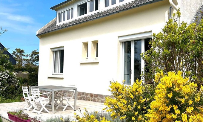Trebeurden Casa | House 2 pers with enclosed garden, terrace in TREBEURDEN