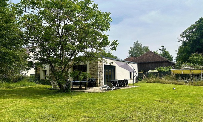 Lusigny-sur-Barse Casa | House 4 bedrooms, private garden - near Lac d'Orient and Troyes - Up to 10 people