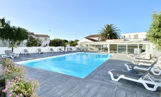 La Couarde-sur-Mer Casa | House 4 people in seaside residence and heated pool