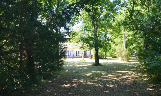 Naujac-Sur-Mer Casa | CASA 5 PERSONAS EN LOS PINS, GRAN JARDÍN, A 5 MIN DEL MAR Y LAGO