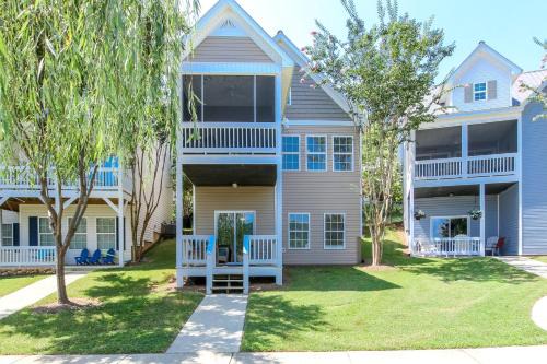 Leesburg Casa | House# 59 Anchors Away (no pets)
