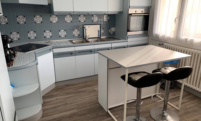 Ploneour-Lanvern Casa | House 5km from the seaside