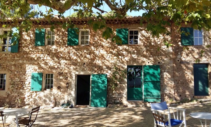 Pourrieres Casa | Casa 8/10 personas con piscina, magnífica vista de Ste Victoire