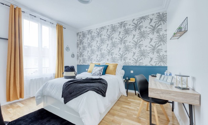 Avenir Parisien Casa | House 8 persons - Subway + train station / Private parking lot / Wifi / CDG airport /