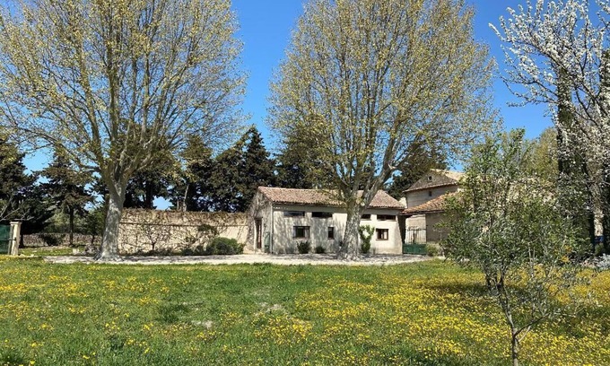 Tulette Casa | House amidst vineyards in Drôme provençale