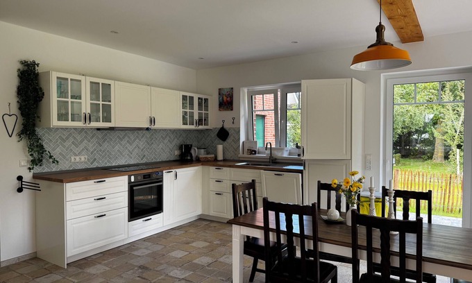 Nordholz Apartamento | House Ankerplatz EG - directly behind the dike in the middle of nature