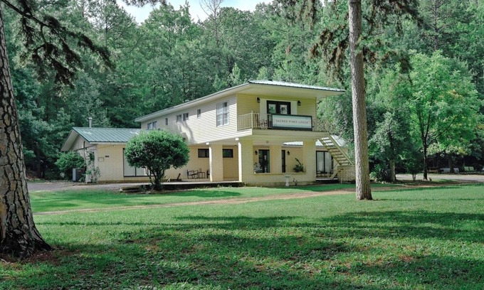 Boles Casa | House at Sacred Pines