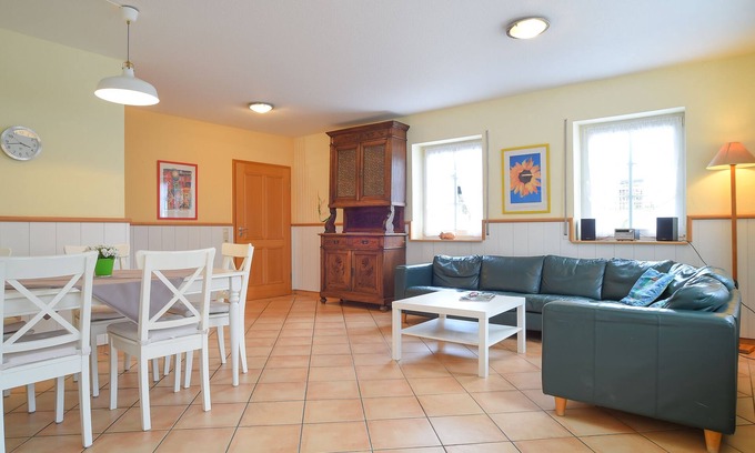 Niederberndorf Apartamento | House at the playground - Piggy