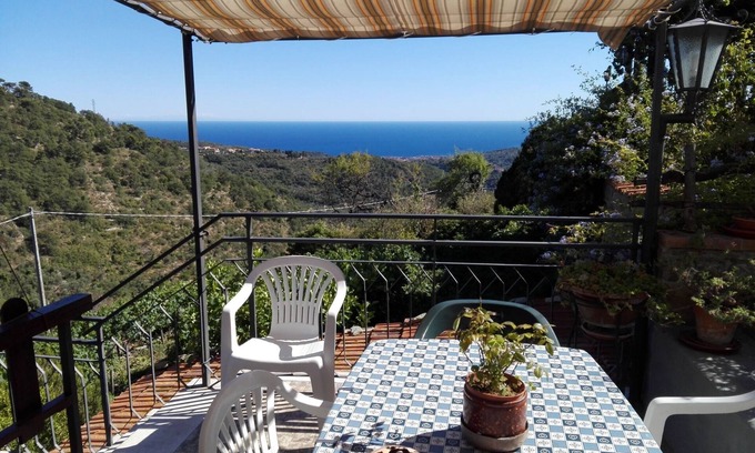 Tovo Faraldi Casa | Casa entre el mar y el cielo - Tovo Faraldi