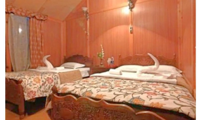 Dal Lake Alquiler De Eote | House Boat Garden Of Eden, Dal Lake