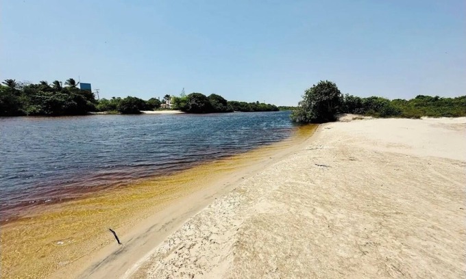 Santo Amaro do Maranhao Casa | House in a gated community in Sto Amaro do Maranhão, close to the river and lakes.