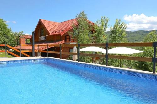 Kuterevo Chalet De Esquí | House Breza