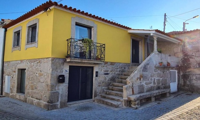 Darque Casa | House by the River