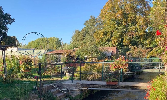 Beauvais Casa | House by the river!