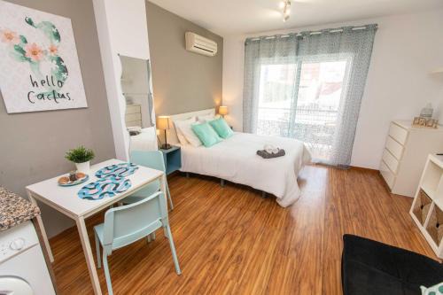 Pedregalejo Playa Apartamento | House by the sea