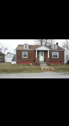 Aliquippa Casa | House can sleep 8 or more people