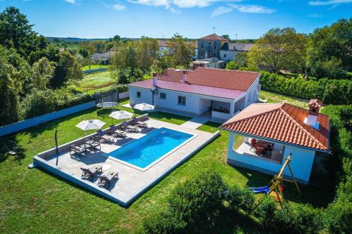 Prodol Casa | House Casetta Filip