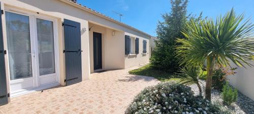Medis Casa | HOUSE CLOSE TO ROYAN AND SEASIDE, GROUND FLOOR, QUIET AND COMFORTABLE