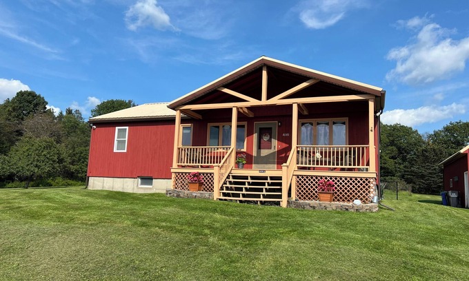 Hartwick Casa | House - Clover's Ridge, Cooperstown - BASEBALL! SUPER CLEAN W/ GREAT AMENITIES