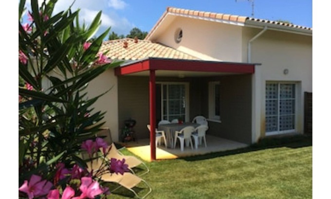 Vieux-Boucau-les-Bains Casa | HOUSE ECUREUIL, 90 m2 Family, Friends, Sportsmen, ALL WITHOUT DISTURBANCE, SEA, LAKE, VILLAGE