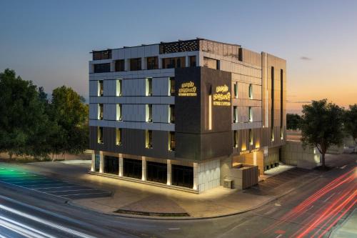 Tabuk Hotel | House Express