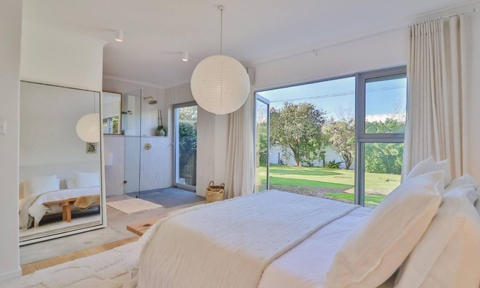 Onrus Casa | House Fál · Private gem with large garden