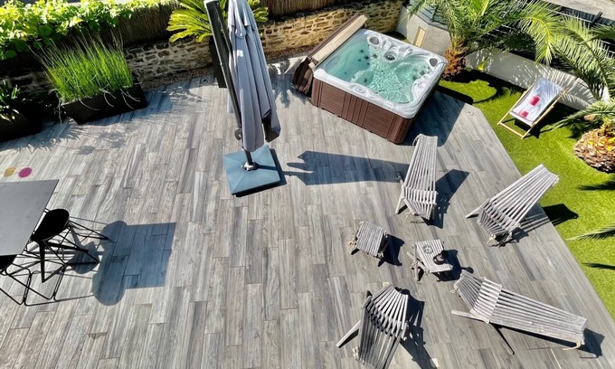 Arradon Casa | Casa para 4 personas, jardín cerrado, jacuzzi privado, terraza de playa comercial a 400m