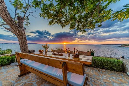 Lun Casa | House for rent "Figurica" Lun