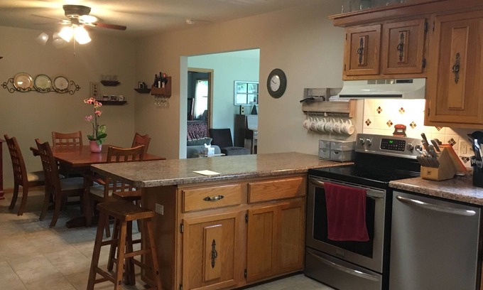 Oshkosh Casa | EAA Airventure Rental