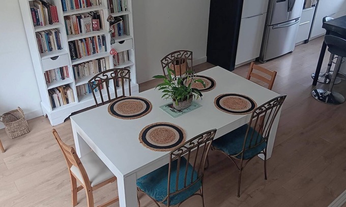 Langueux Casa | House for rent, very bright and quiet, close to the sea, pets welcome.