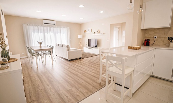 Seixal Casa | House - Foros de Amora