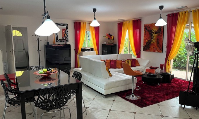 Bonrepos-sur-Aussonnelle Casa | House near Airbus