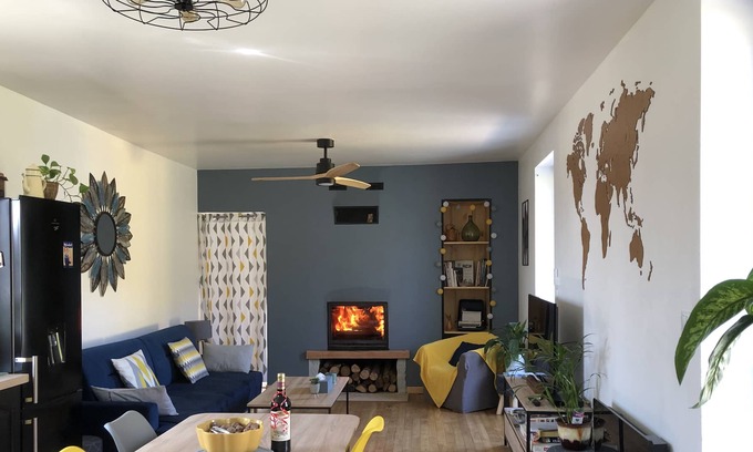 Pays-de-Belves Casa | House