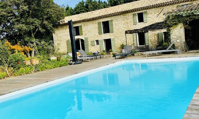 Saint-Paul-Trois-Chateaux Otro | House of Nougat and Nine