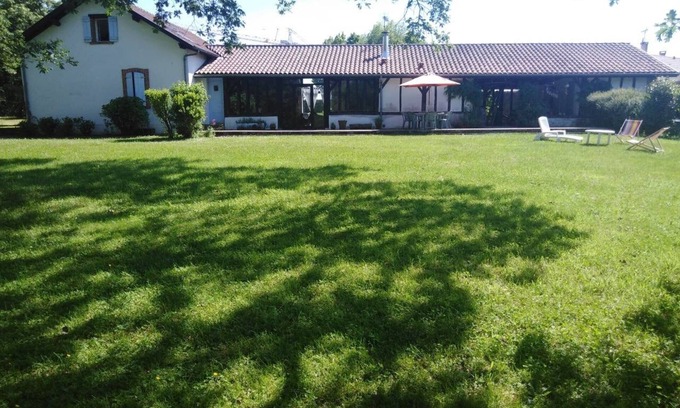 Saint-Vincent-de-Tyrosse Casa | House Petit Tourren