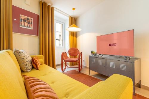 Montemor-o-Novo Casa | House Gallery in the Heart of the City