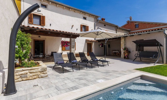 Sajini Casa | House Gino by Interhome