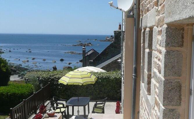 Porspoder Casa | House in Brittany with Stunning Sea View