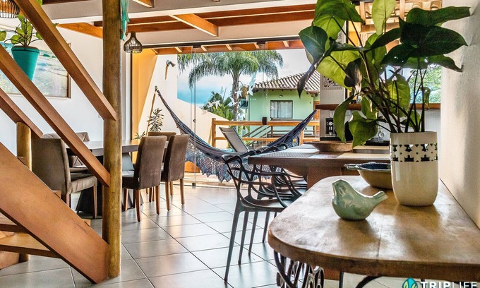 Tesouro da Colina Casa | House in condominium with complete leisure structure