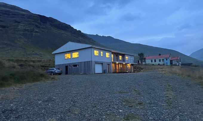 Hornafjörður Casa | House in Fjörður in Lón, South East of Iceland