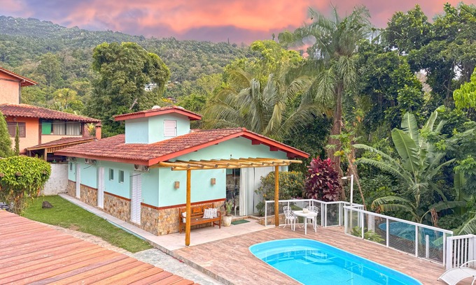 Portinho Casa | Casa en Ilhabela con vistas al verde