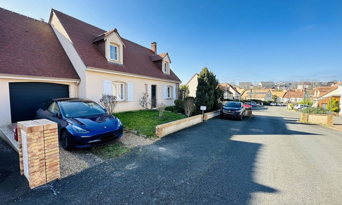 Ouest Casa | House in Le Mans, 6 rooms, sleeps 8