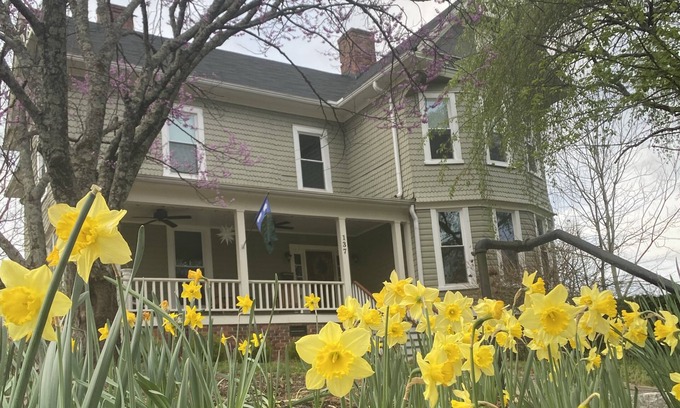Mount Airy Casa | House in Mayberry