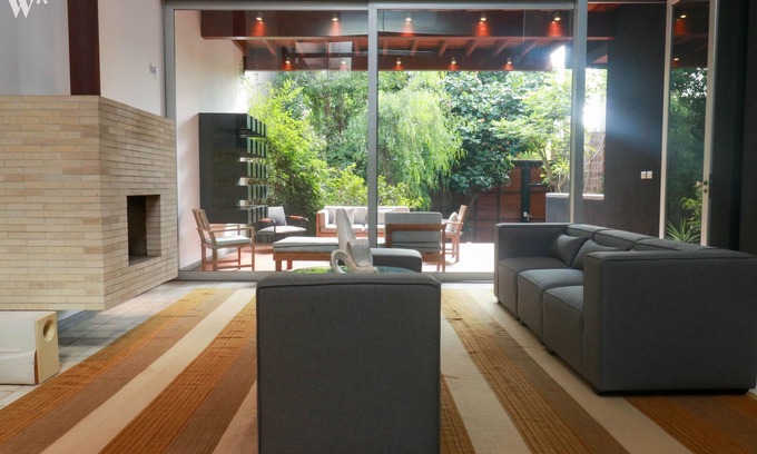 Miraflores Casa | House in Miraflores by Wynwood House