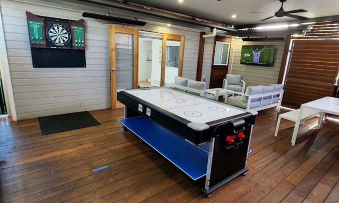 Noraville Casa | House in Noraville. Games deck, mini putt putt. Family friendly