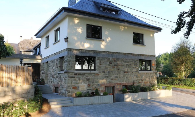 Amel Casa | Ideal casa de vacaciones en el bosque en Amel