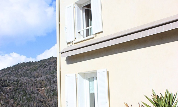 Valle-d'Alesani Casa | House in the heart of the maquis in Milaria, river 10min away, beaches 20min away.